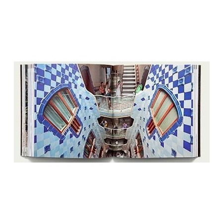 GAUDÍ, una introducción a su arquitectura  