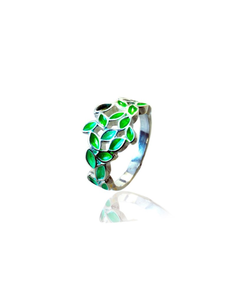 Anillo hojas pinada
