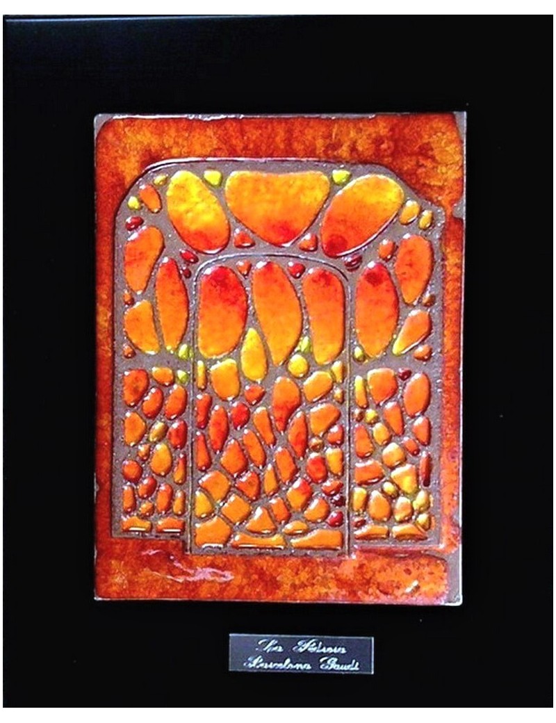 Cuadro en bajorrelieve puerta La Pedrera