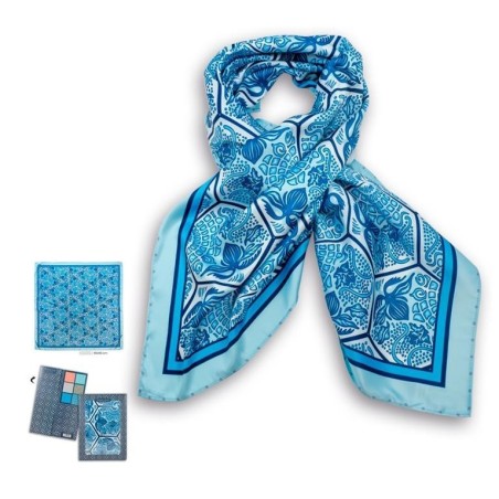 Printed Scarf Gaudi Hexagonal Tile