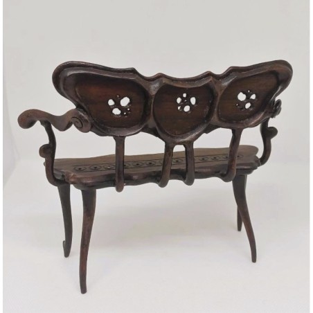 Banc Calvet en miniatura de fusta