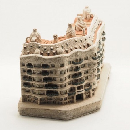 Casa Milà-La Pedrera Gaudí en albâtre