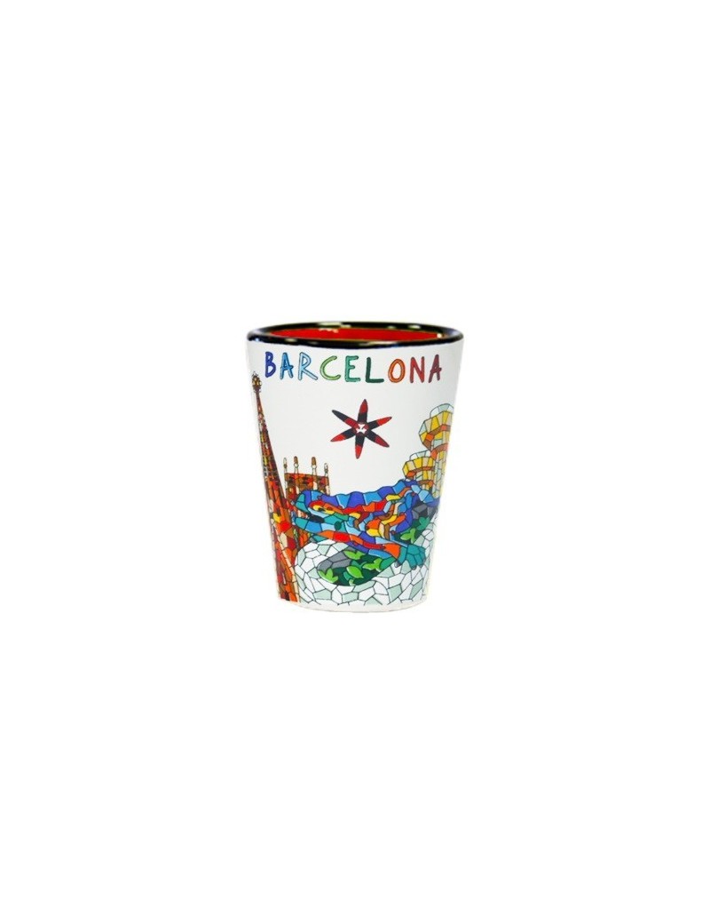 Chupito de cerámica de Gaudí en Barcelona