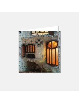 Carte postale cour de l'auberge Casa Batlló